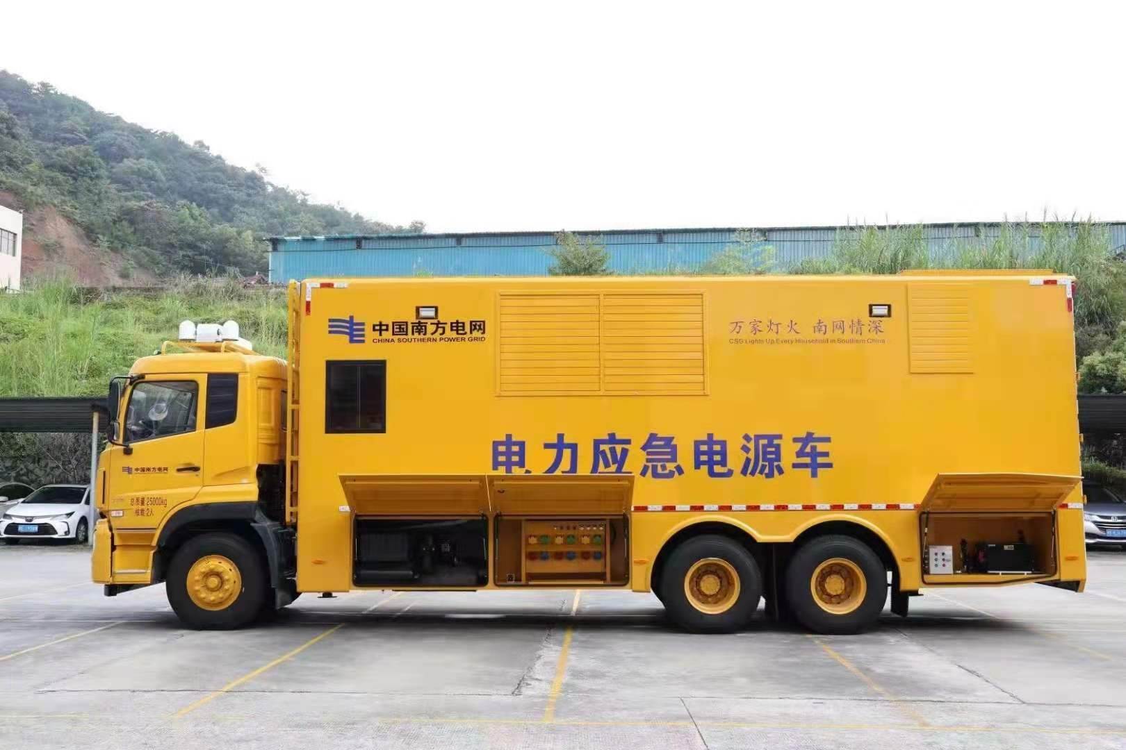 芦山安康大型柴油发电机发电车UPS电源出租租赁